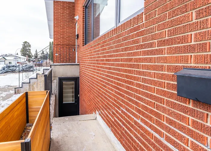 Central Edmonton Family Friendly Home